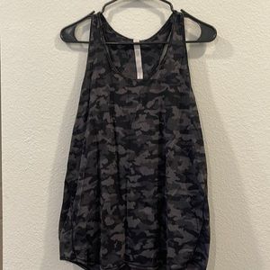 Lululemon workout tank!